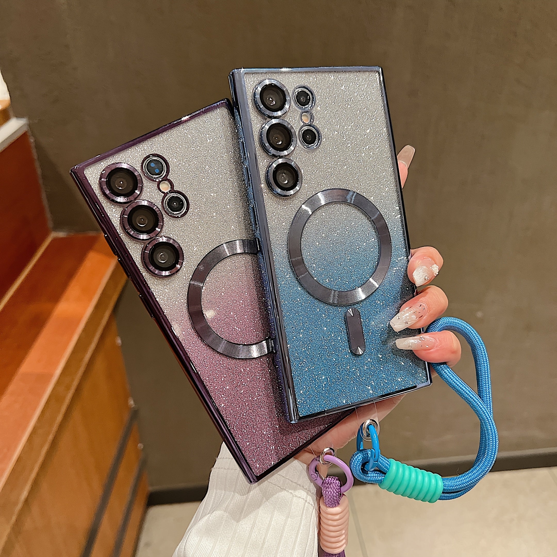 GlimmerStrap – Sparkling Magnetic Hand Strap Case