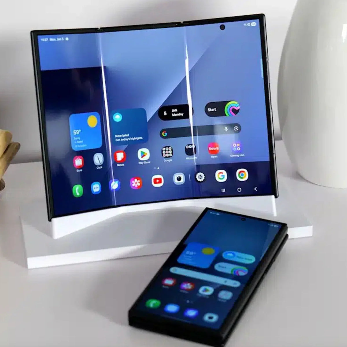 Best Samsung Galaxy Z TriFold Accessories (2026) — 15 Expert-Ranked Pi